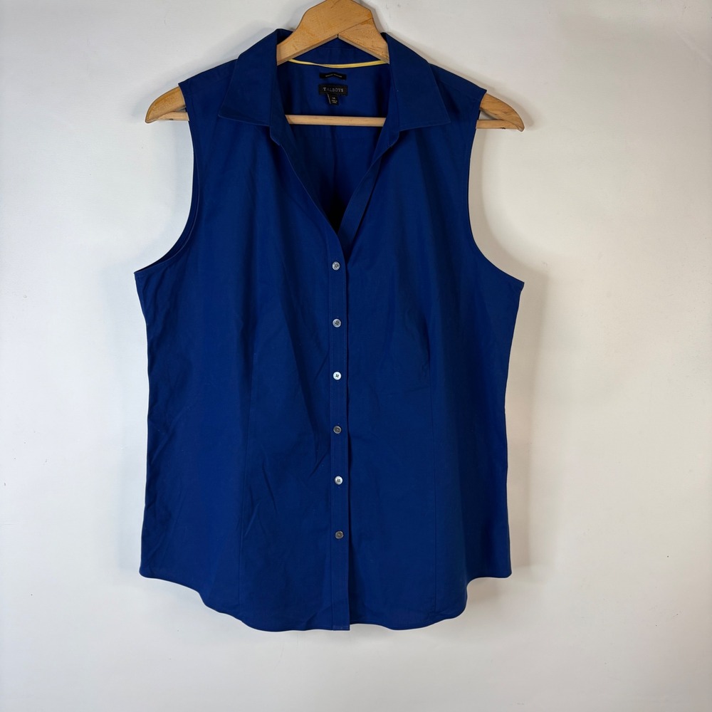 Talbots Sleeveless Shirt Women Size 14 Blue Wrinkle Resistant Button Down